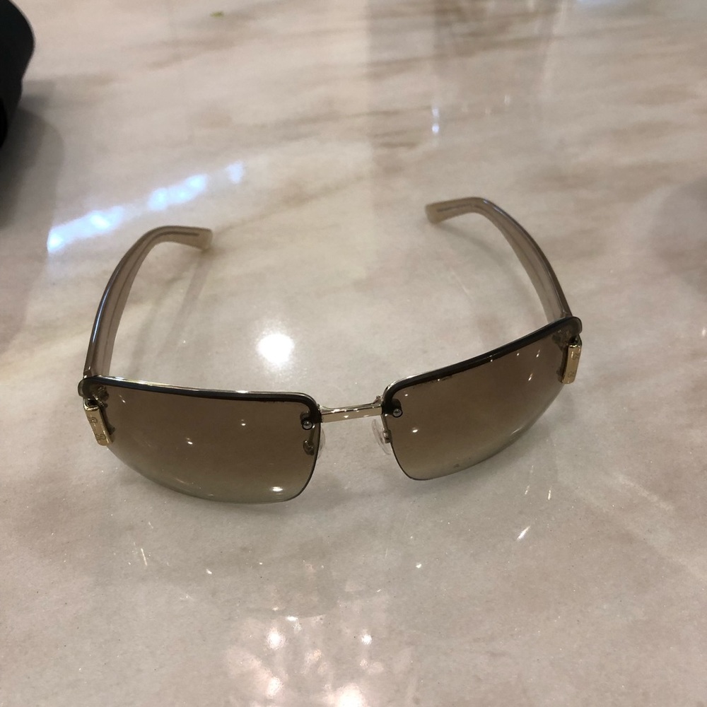 Authentic Gucci sunglasses.